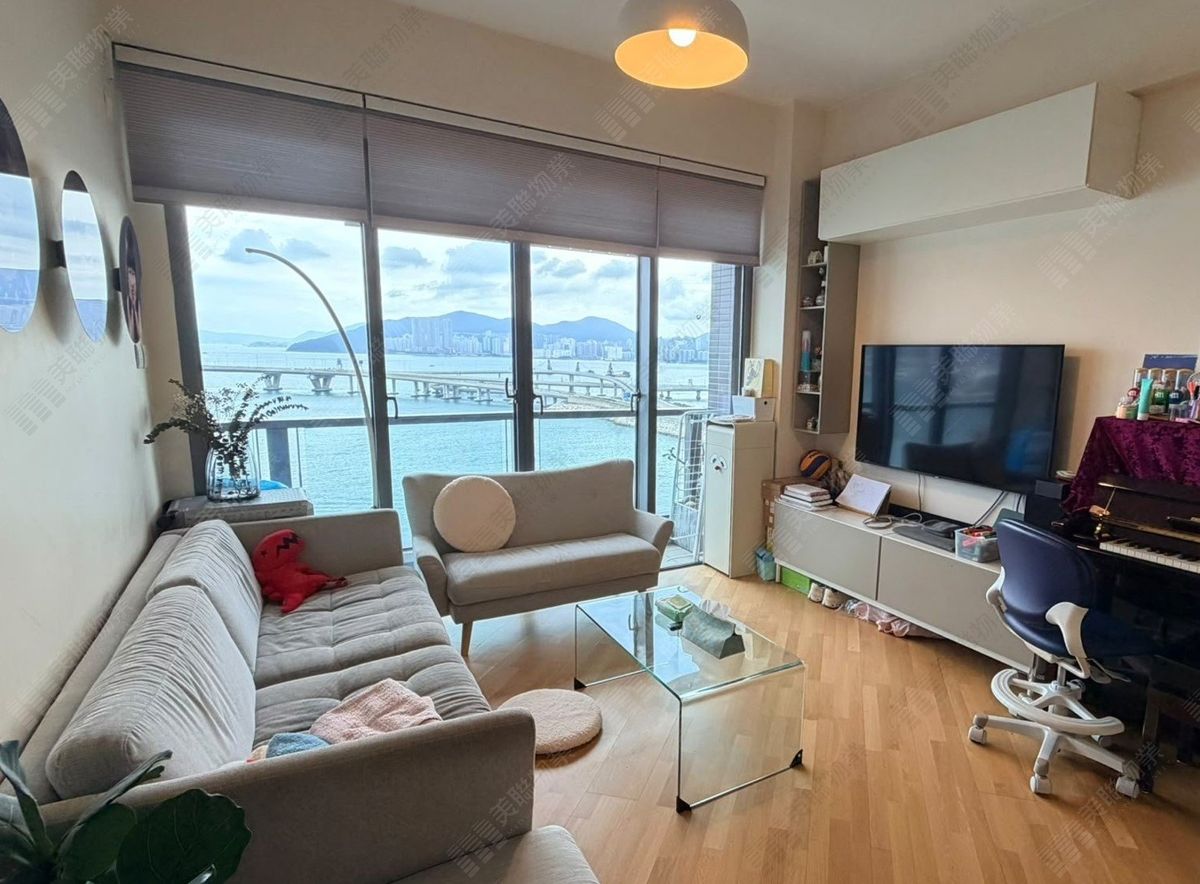 Alto Residences Tower 1 - 2