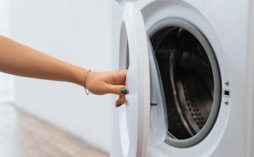 Why Your Clean Clothes Smell Musty - 5