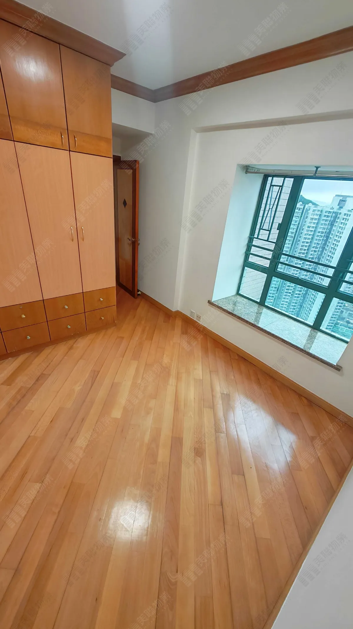 東港城5座